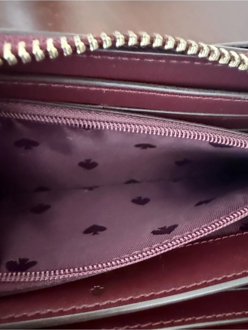 KATE SPADE ♠️ New York 🍒 CHERRYWOOD 🍒 NISHA MATTHEWS STREET WALLET 🌟EUC🌟